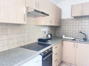 Fully equipped kitchen!