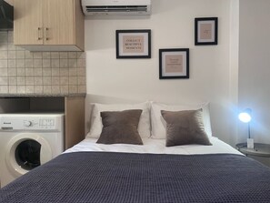 Cozy bed!