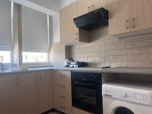 Fully equipped kitchen!