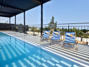 Rooftop pool