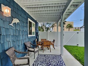 Beach House Lower - Patio