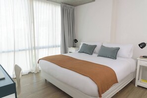 Cama