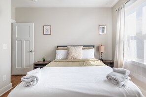Indoors, Lamp, Home Decor, Cushion, Bed