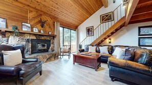 Indoors, Furniture, Living Room, Hardwood, Stained Wood