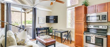 Indian Wells Vacation Rental | Studio | 1BA | Stairs Required | 576 Sq Ft