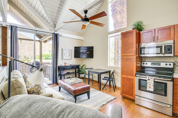 Indian Wells Vacation Rental | Studio | 1BA | Stairs Required | 576 Sq Ft