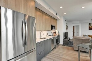 Herndon/Reston Reston 2 Bedroom Kitchen