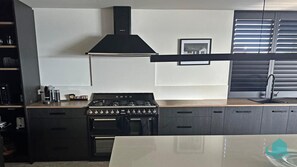 Gourmet kitchen