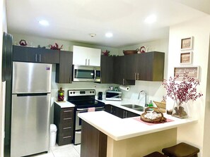 Fully equipped kitchen