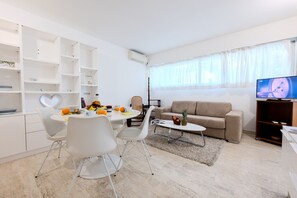 Living and dining room