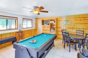 Game Room | Free WiFi