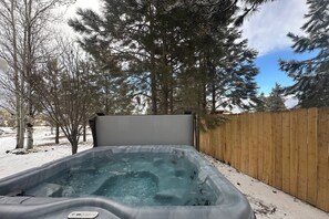 Fantastic private hot tub