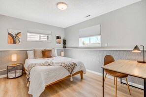 Rustic Elegance: Embrace Comfort in Every Detail