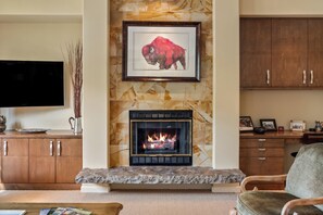 Living Room-3