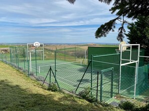 Sport court