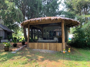 Enceinte de lâhĂ©bergement