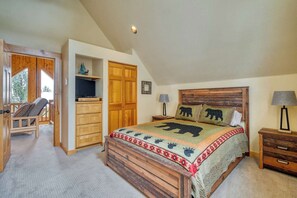 Queen size bed upstairs