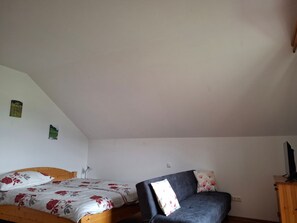 Wohn- und Schlafbereich