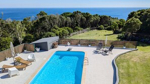 Swimming Pool and Sun Lounge