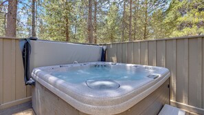 Private Hot Tub - Private Hot Tub