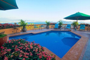 Heated pool