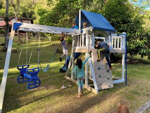 Children swing set