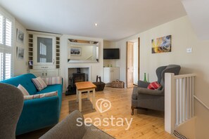 Lounge - Starfish Cottage - Broadstairs - Kent - @seastayuk - seastay.co.uk