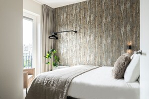 Rest easy in our comfortable single beds, perfect for a good night's sleep.