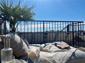TANNING WITH A VIEW