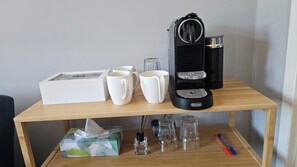 Kaffe och/eller kaffebryggare