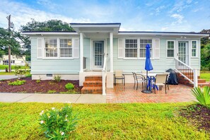 Exterior | Patio | Outdoor Dining Area