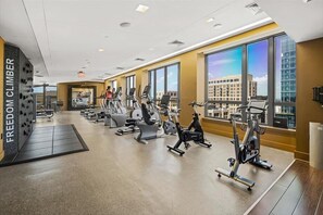 South Arlington Arlington 2 Bedroom Fitness Center