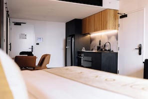 291 ON KING-47.jpg 11/27/2024 4:28:29 PM