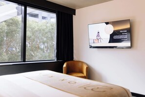 King Bed