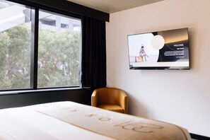 King Bed