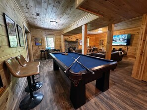 Incredible game room for hours of endless enterainment!