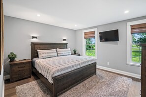 Master Bed room, King Size bed with adjustable positions and masage capability