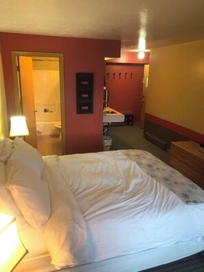 queen suite room for 2
