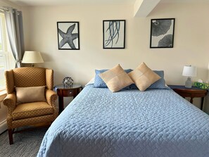 Queen Bedroom 
Gina said in her recent review "The location of this stay was perfect. We were able to walk to the beach each morning with our coffee in hand."