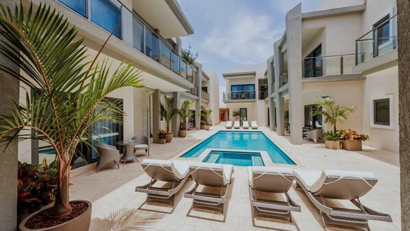 Welcome to Aruba.