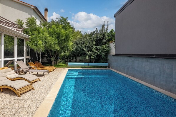 Private Pool
