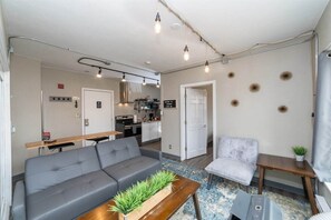 Lots of natural light and a fully equipped kitchen area.