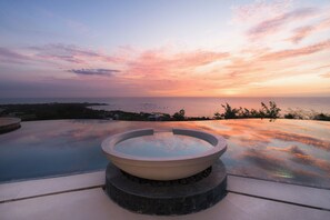 Almost like a painting... - Your Private Sunset show