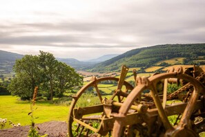 Trem Y Cwm, Bwlch - Host & Stay