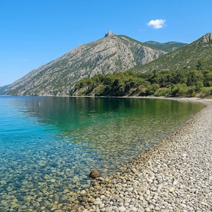 Dafni pebbly beach (10km)