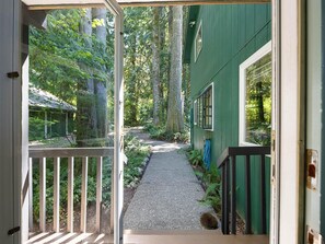 Entry Facing Out