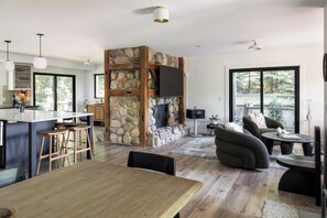 8497ELakeview 11