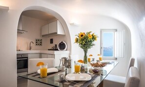 Thrilling Oia Suite | Gollum Suite | 2 Bedroom Suite | Adults Only | Suite with Private Heated Outdoor Pool & Caldera Sea View | Main Pedestrian Street