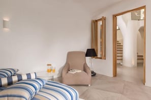 Thrilling Oia Suite | Gollum Suite | 2 Bedroom Suite | Adults Only | Suite with Private Heated Outdoor Pool & Caldera Sea View | Main Pedestrian Street