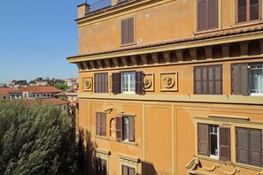 Building Exterior, Scenic View